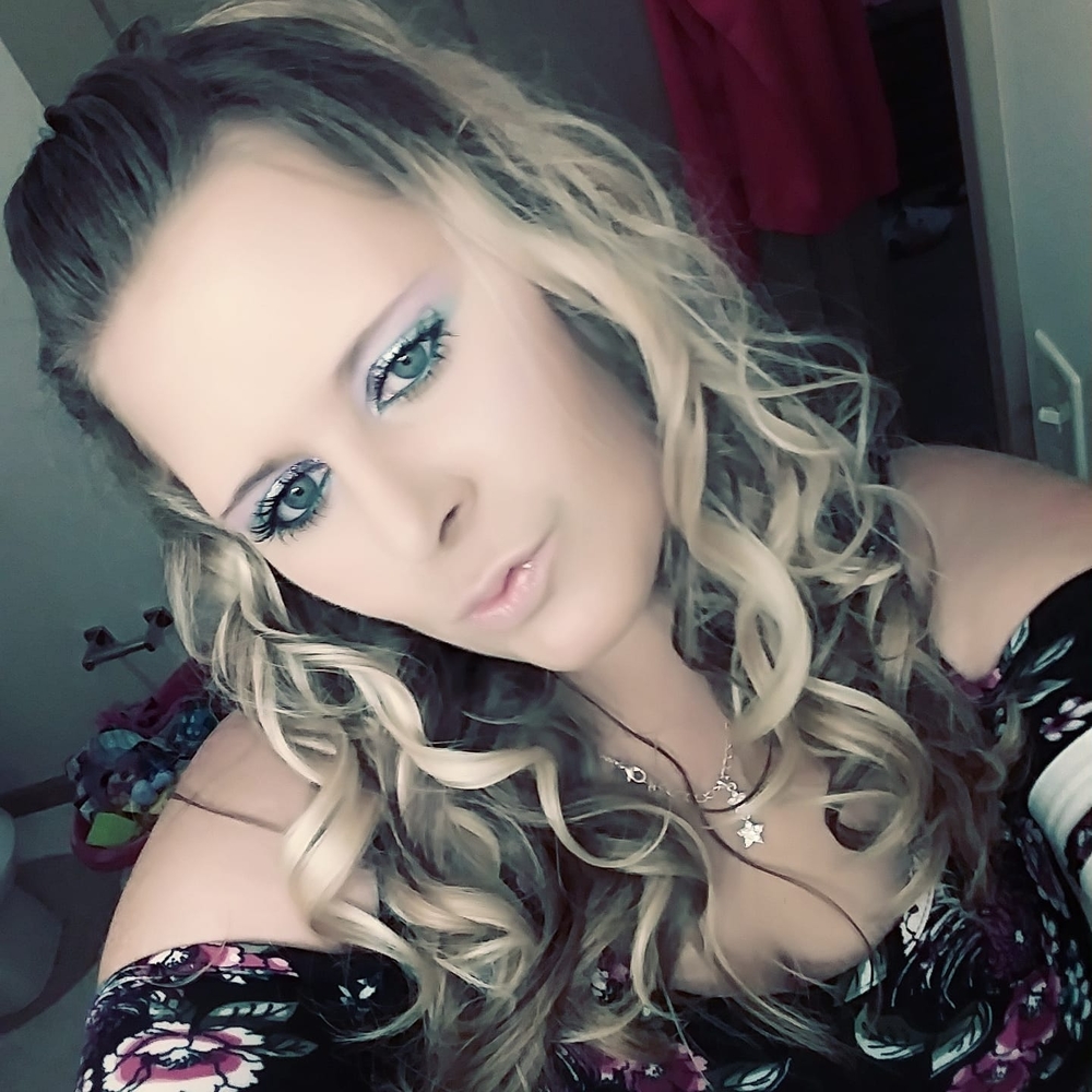 Meet your Posher, Brittany